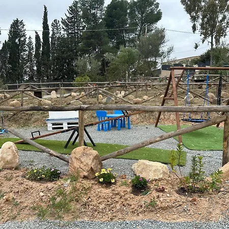 Con Piscina E Parco Giochi Non Lontano Da Cagliari * Sant Isidoro (Sardinia)